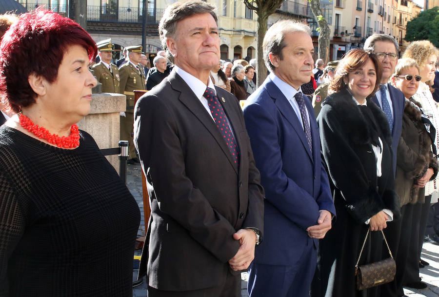 Fotos: Jura de Bandera en la Plaza Mayor de Segovia