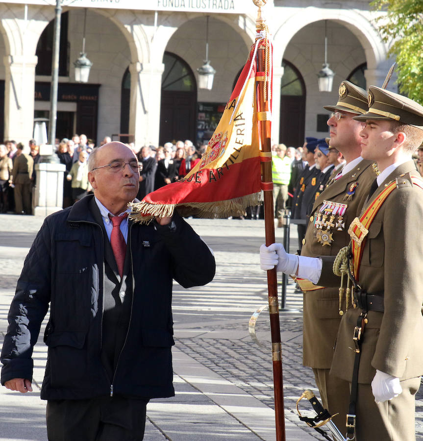 Fotos: Jura de Bandera en la Plaza Mayor de Segovia