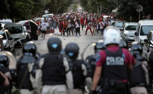 Interior eleva a más de 3.000 policías el despliegue para el «partido de mayor riesgo de la historia de Madrid»