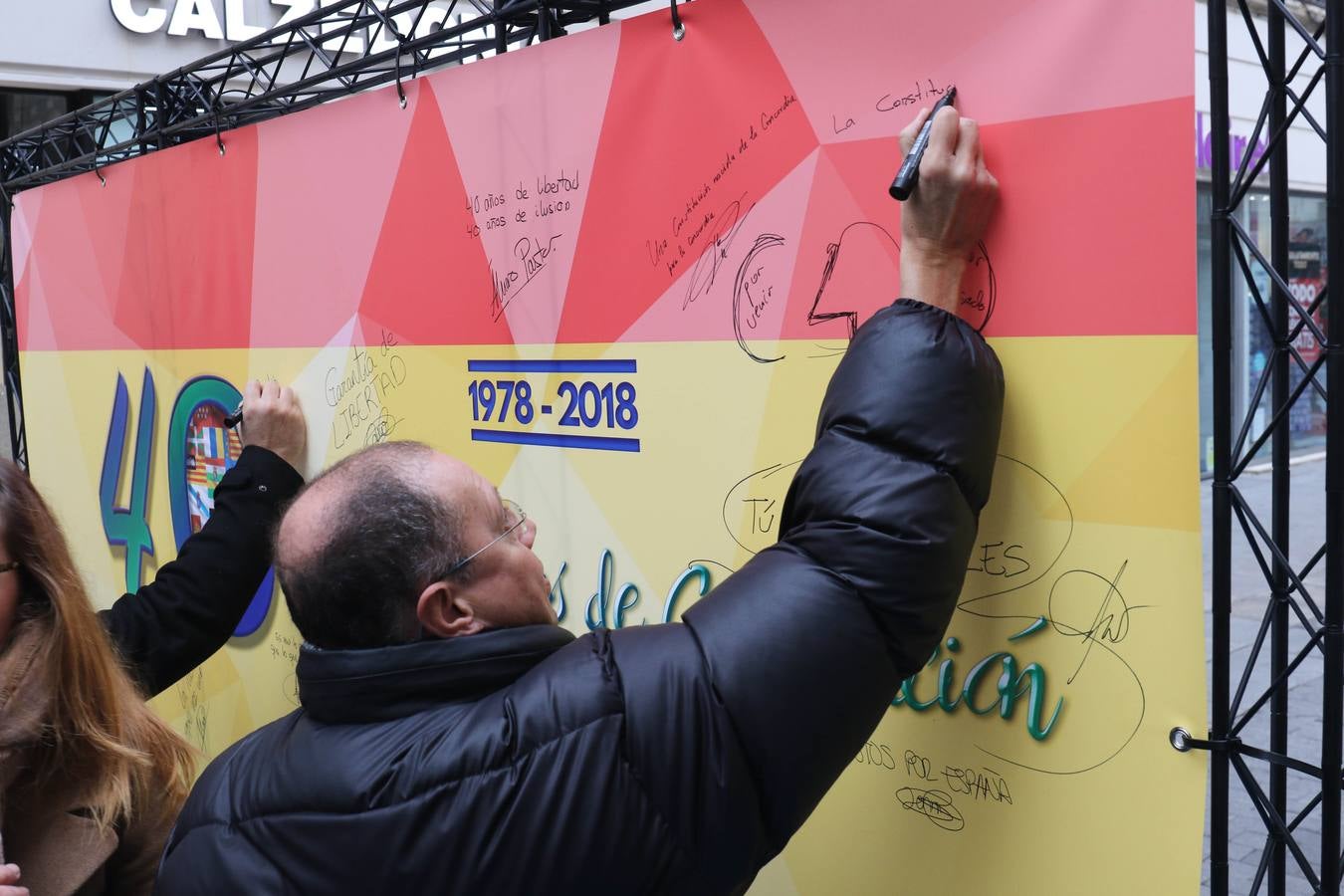 El presidente autonómico del PP y candidato a la Presidencia de la Junta, Alfonso Fernández Mañueco, aboga por un proyecto «de ilusión y futuro» para la ciudad