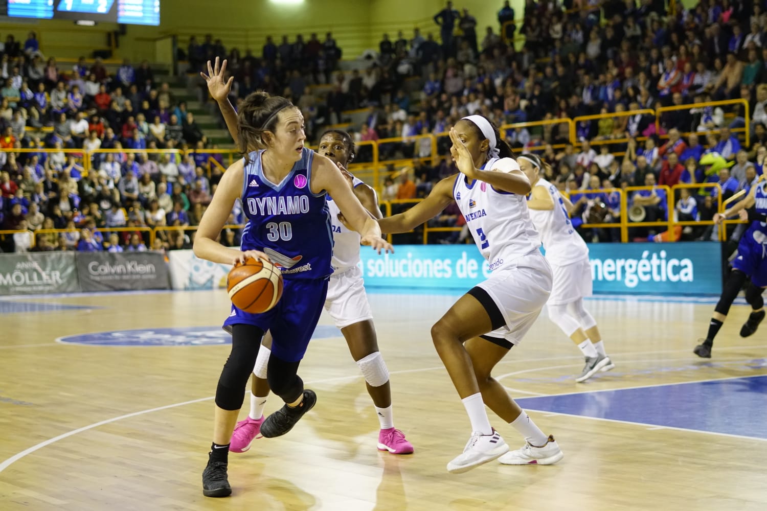 Fotos: CB Avenida - Dynamo de Kursk