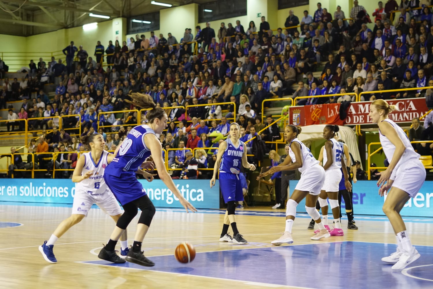 Fotos: CB Avenida - Dynamo de Kursk