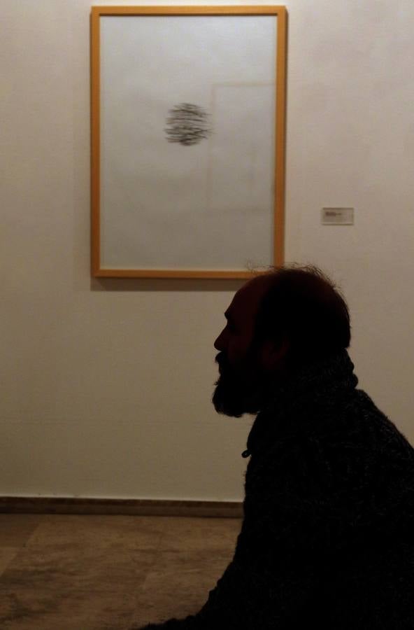 Una muestra de 25 dibujos bajo el epígrafe 'PróLogos', título que juega con su ambivalencia semántica y que supone su primera muestra individual