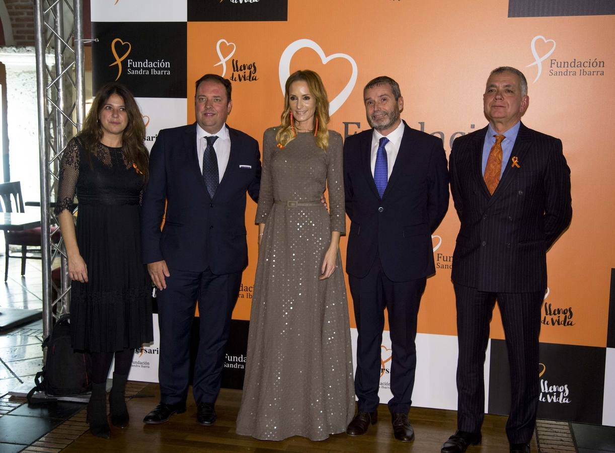 Más de 200 personas se dieron cita en el Hotel Palacio de Santa Ana en la tradicional cena de Navidad contra el cáncer
