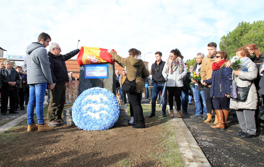 Fotos: Homenaje a José Antonio González en el aeródromo de Fuentemilanos