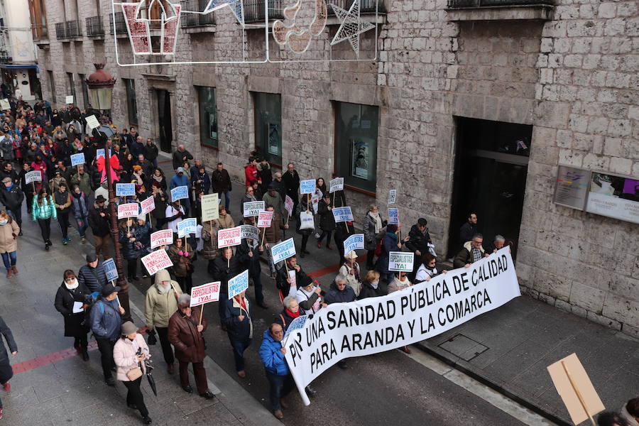 Fotos: 3.000 personas salen a la calle en Burgos para defender la Atención Primaria