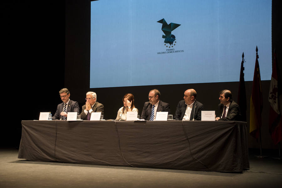 Fotos: Entrega de premios a los Valores Democráticos
