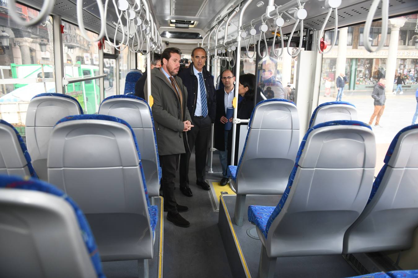 Valladolid se convierte en la primera ciudad de España que probará en su red de transporte público un autobús de estas características