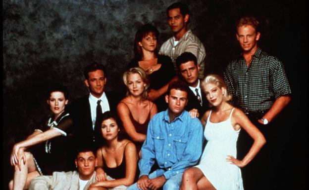 Los protagonistas de la serie 'Sensación de Vivir', en el año 1995. 