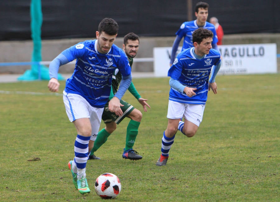 Alfonso Mateos, durante el partido frente al Atlético Astorga.