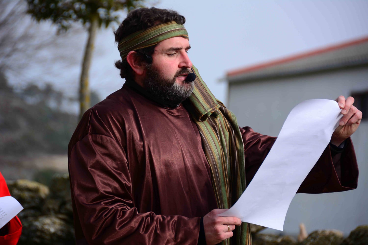 Sesenta actores y la representación de hasta 13 oficios castellanos se han dado cita en esta localidad de Torozos con motivo de la Navidad