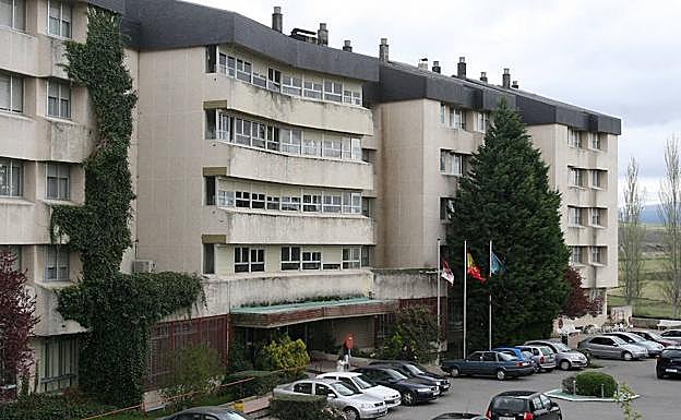 Fachada de la Residencia Asistida de la Tercera Edad de Segovia. 