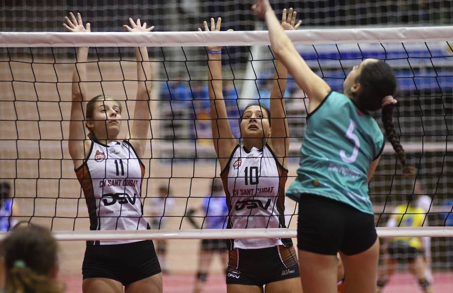 Fotos: Segunda jornada de la Copa de España Cadete y Juvenil de voleibol celebrada en Valladolid