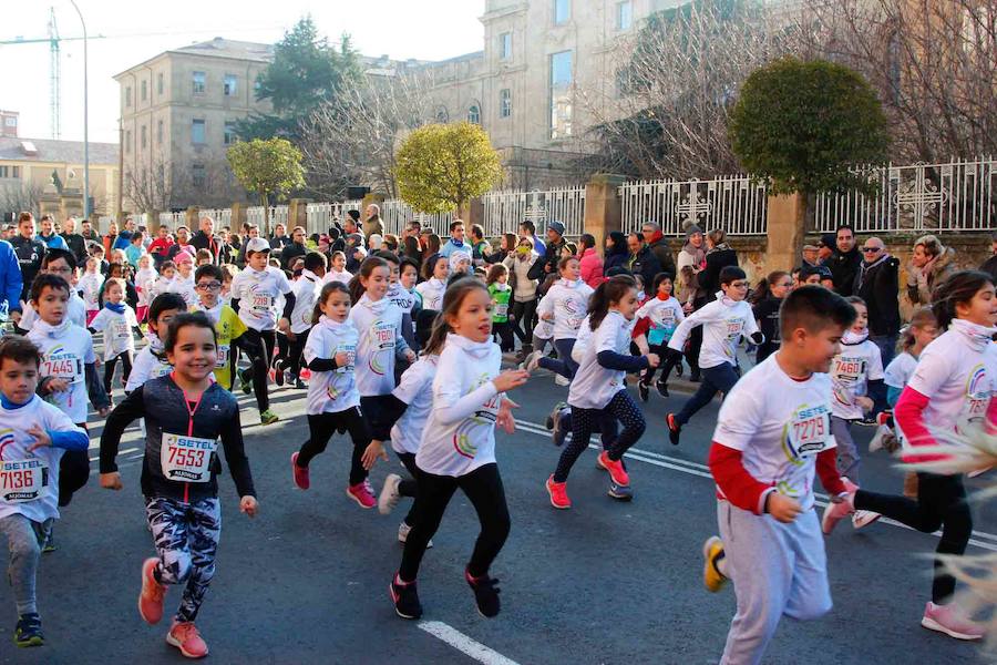 Fotos: Primera carrera de niños de la San Silvestre Salmantina