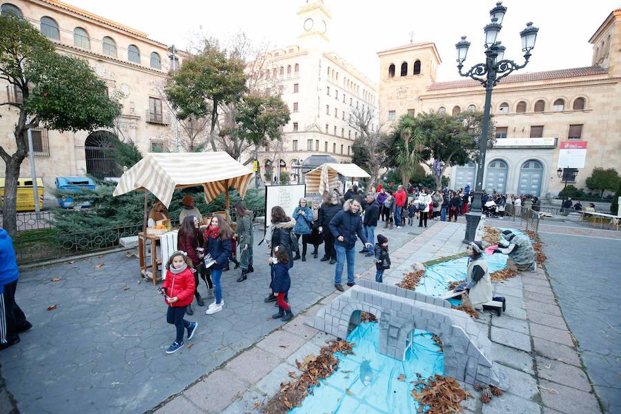 Fotos: Belén viviente en la Plaza de los Bandos de Salamanca