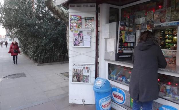 El quiosco desvalijado del número 158 del Paseo de Zorrilla, junto a la plaza del Doctor Quemada. 