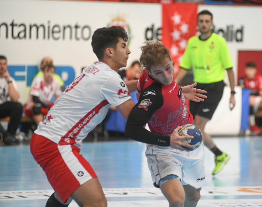 Fotos: Tercera jornada del Campeonato de Selecciones Autonómicas de balonmano que se celebra en Valladolid