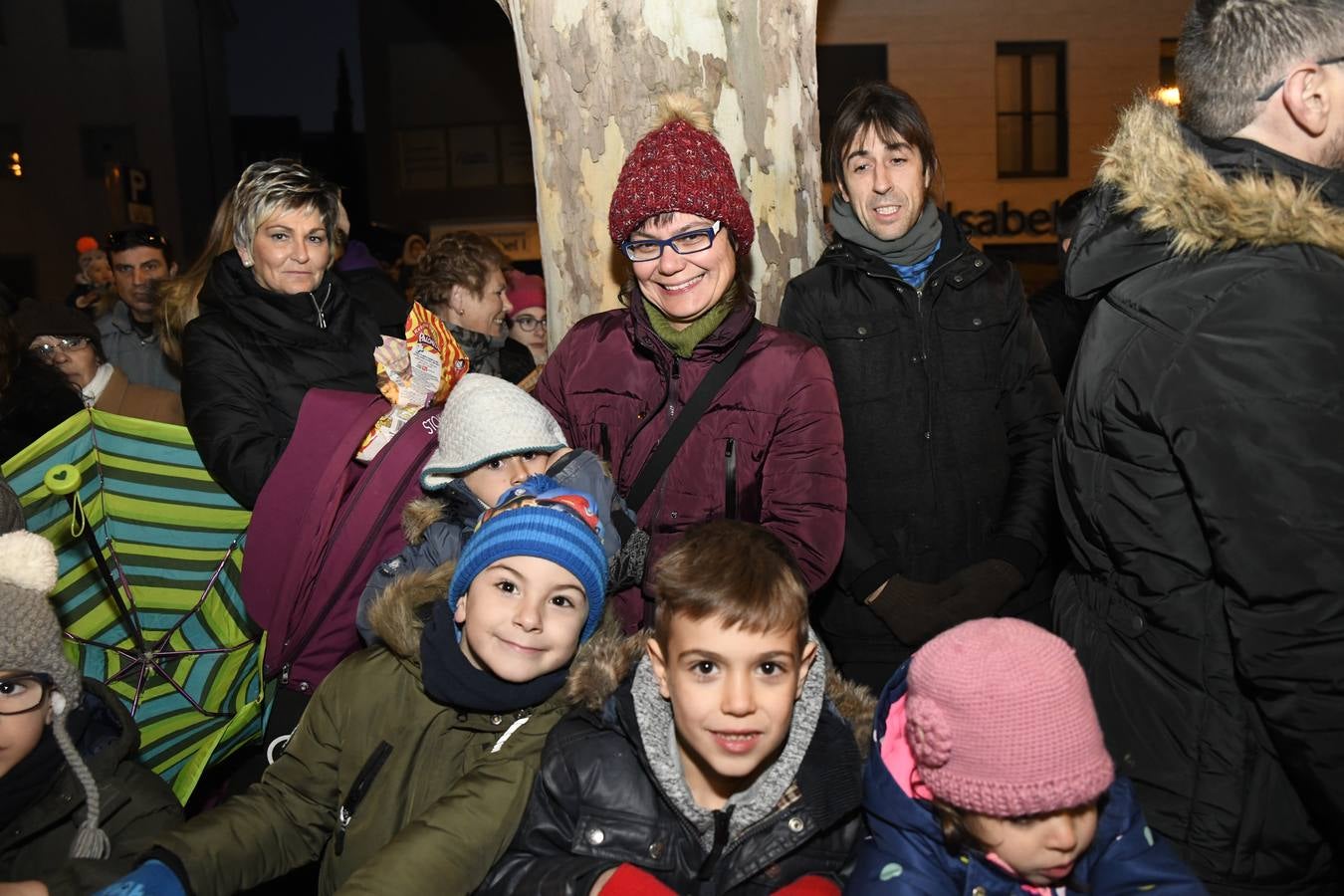 Fotos: Público en la cabalgata de Reyes de Valladolid (2/4)