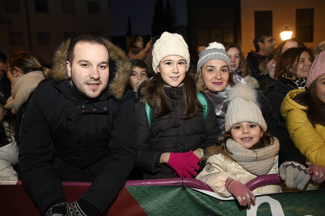 Fotos: Público en la cabalgata de Reyes de Valladolid (2/4)