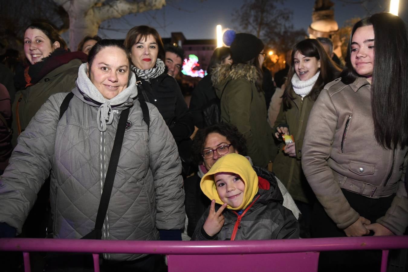 Fotos: Público en la cabalgata de Reyes de Valladolid (2/4)