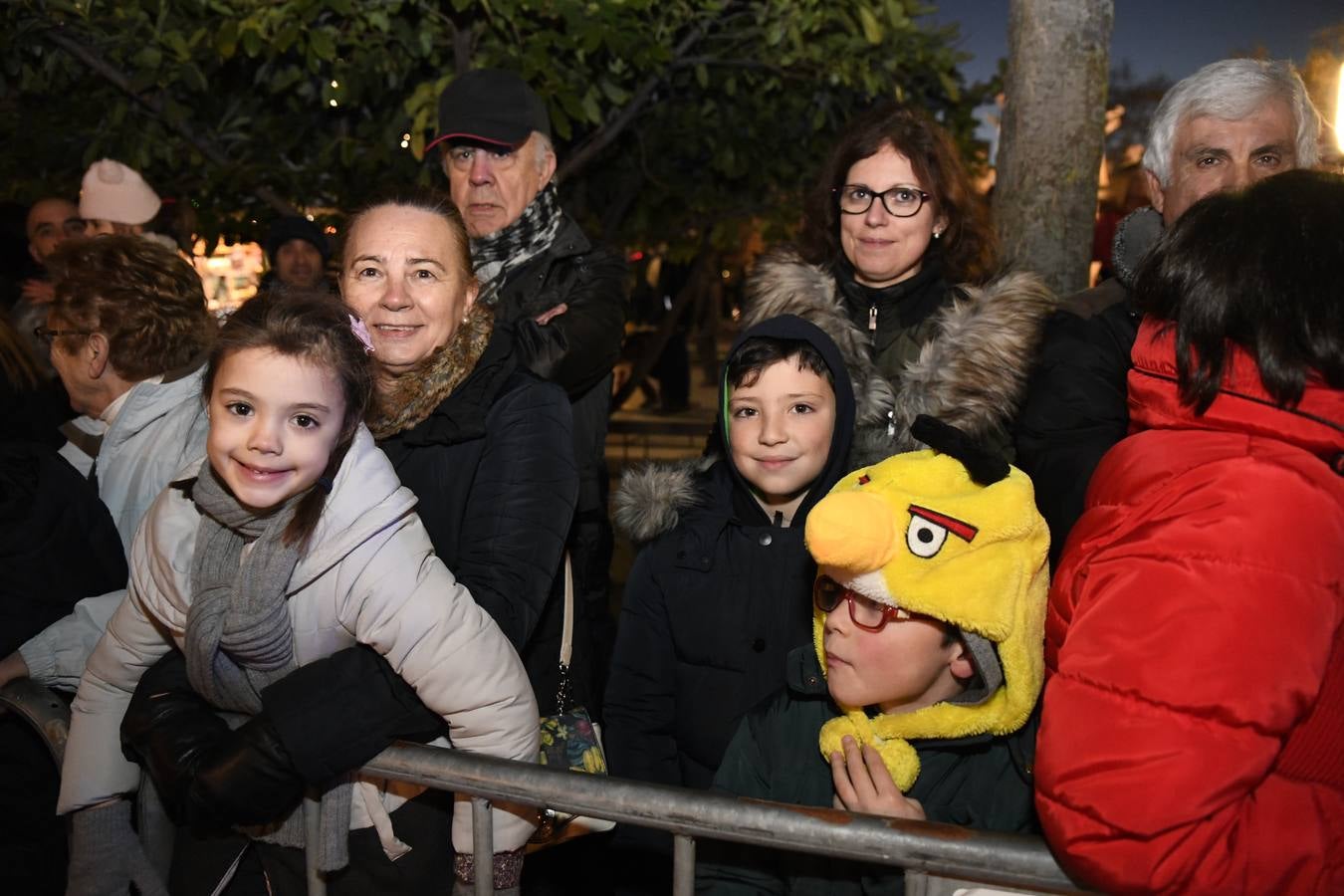 Fotos: Público en la cabalgata de Reyes de Valladolid (2/4)