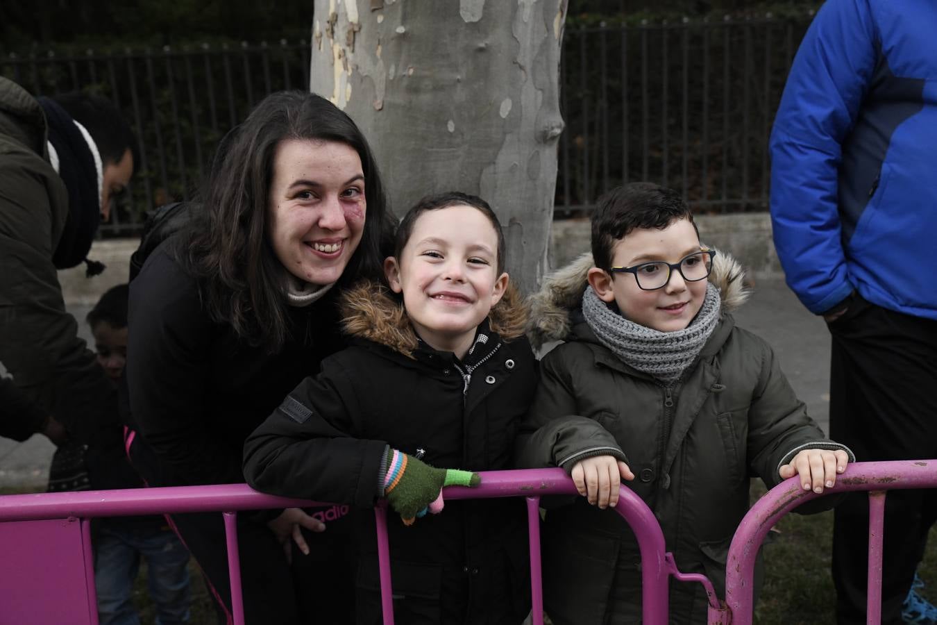 Fotos: Público en la cabalgata de Reyes de Valladolid (3/4)