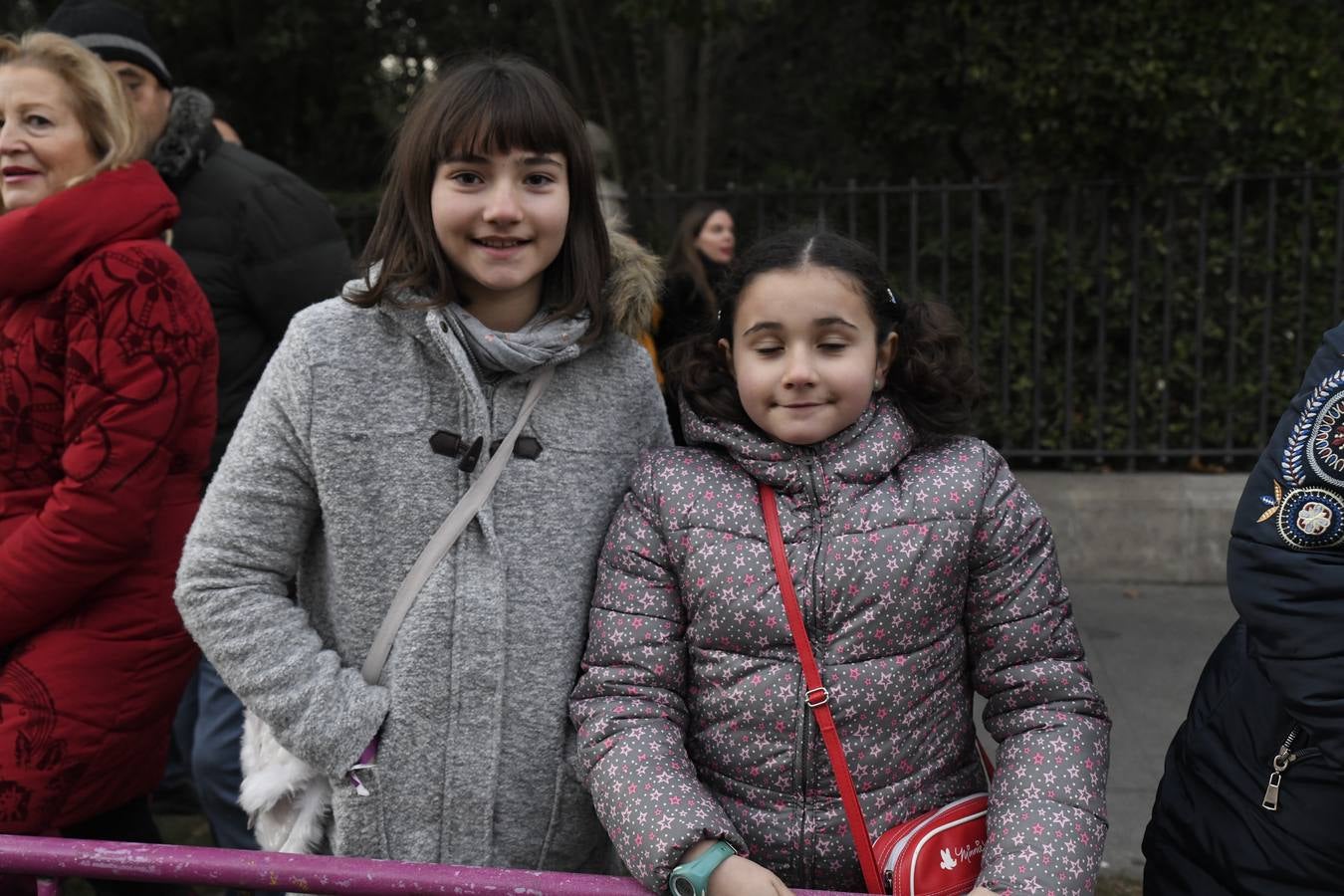 Fotos: Público en la cabalgata de Reyes de Valladolid (3/4)