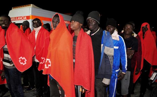 Inmigrantes de origen subsahariano llegados a Motril.