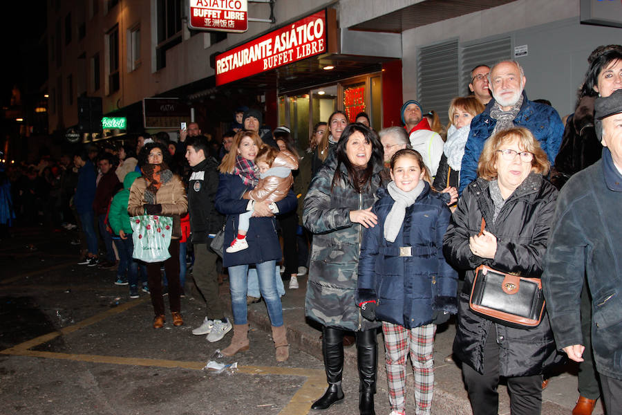 Fotos: Cabalgata de Reyes en Salamanca (2/3)
