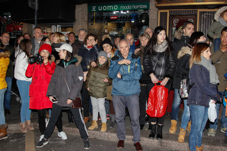 Fotos: Cabalgata de Reyes en Salamanca (2/3)