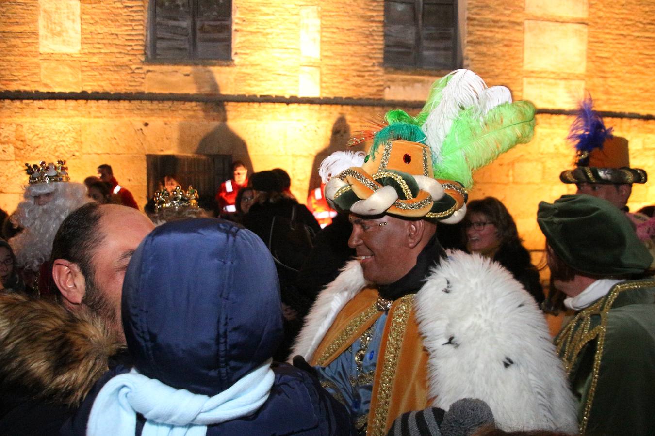Fotos: Los Reyes Magos visitan Medina de Rioseco, Ciudad Europea de la Navidad