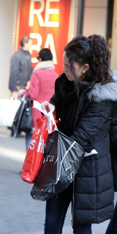 Fotos: Lunes 7 de enero, primer día de rebajas generales en Valladolid