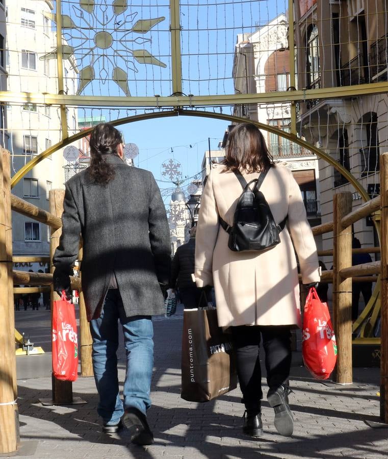 Fotos: Lunes 7 de enero, primer día de rebajas generales en Valladolid