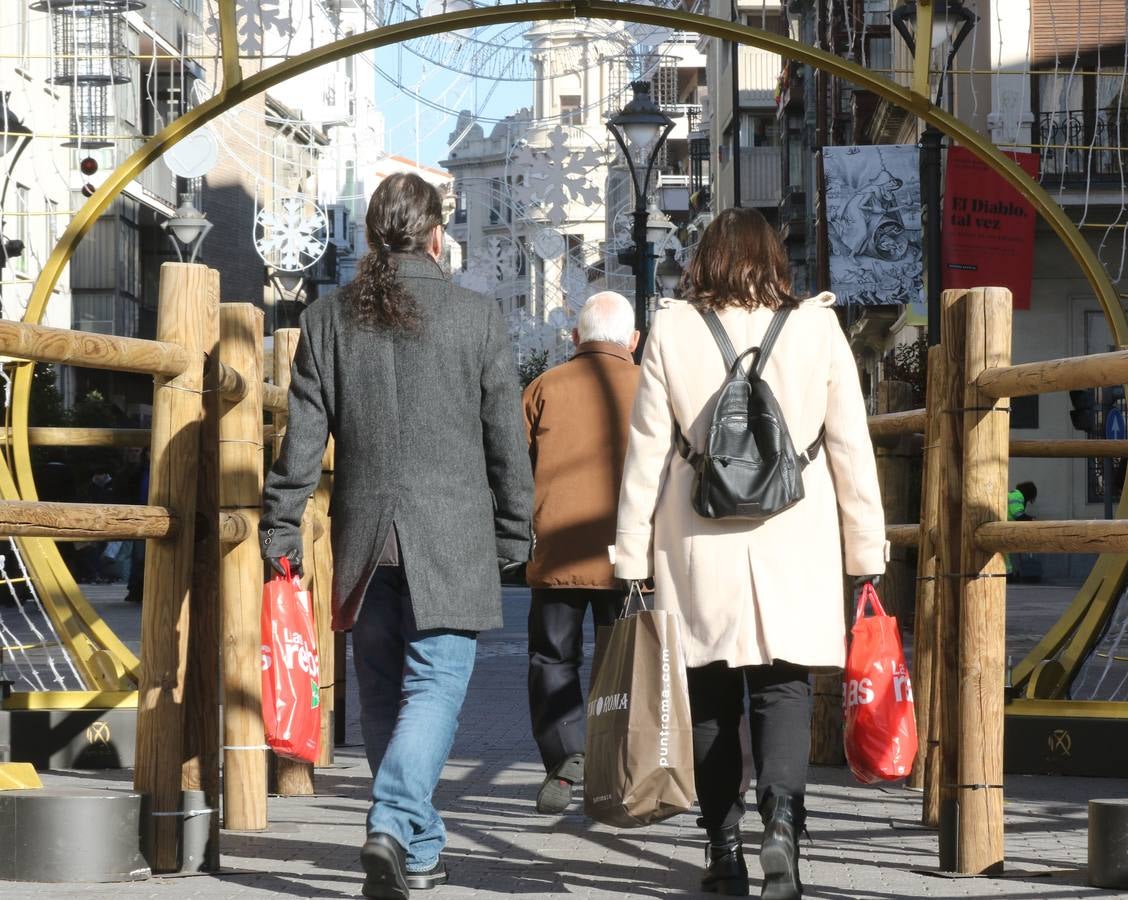 Fotos: Lunes 7 de enero, primer día de rebajas generales en Valladolid