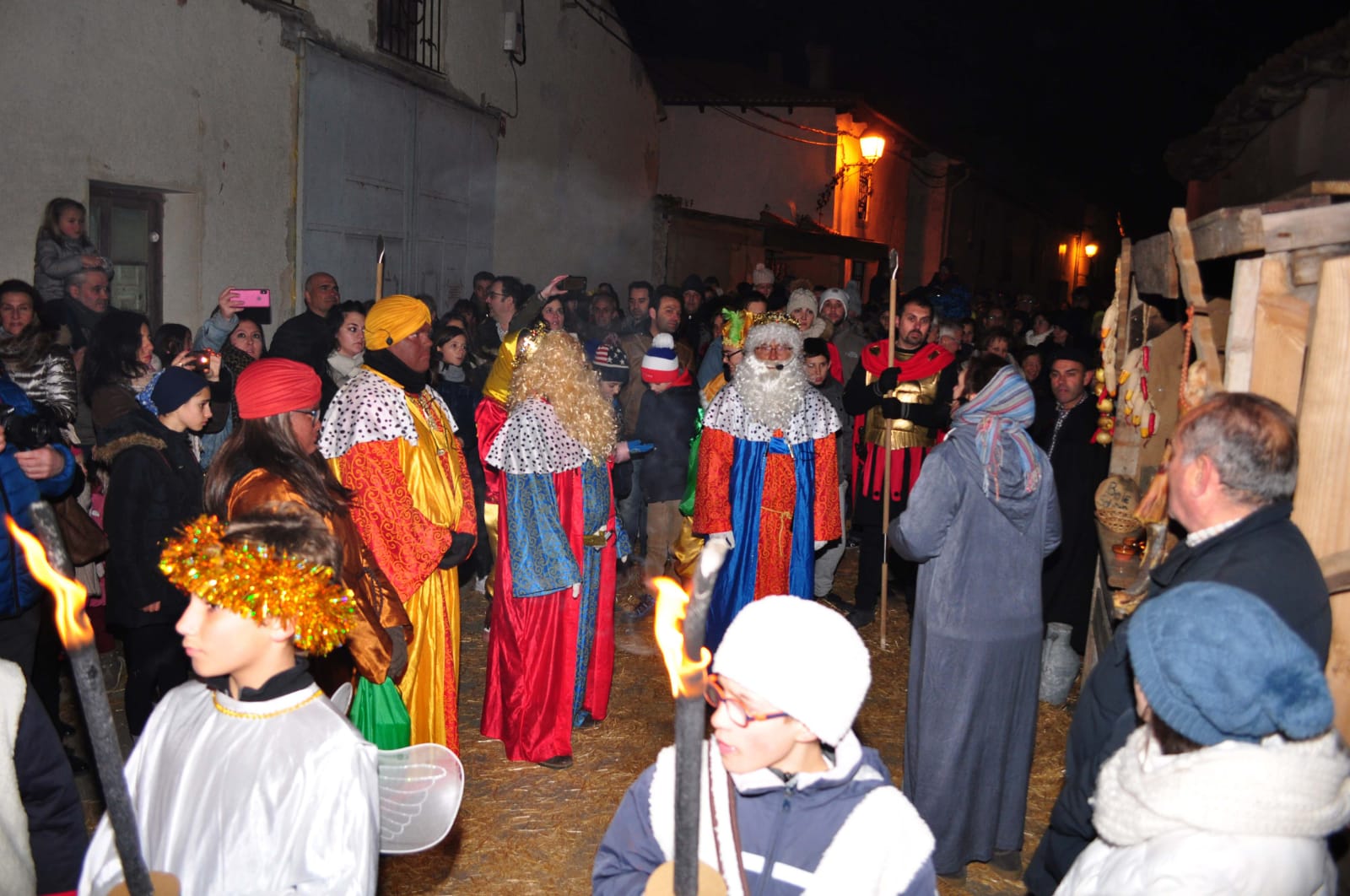 Fotos: Adoración de los Reyes Magos que se llevó a cabo el día 5 en Robladillo