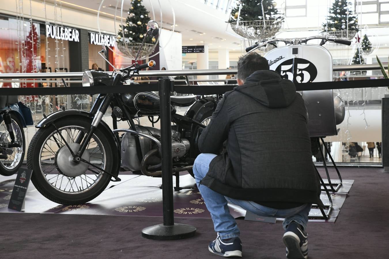 Con motivo de la concentración de Pingüinos 2019, el centro comercial ha organizado esta muestra que podrá visitarse hasta el 20 de enero