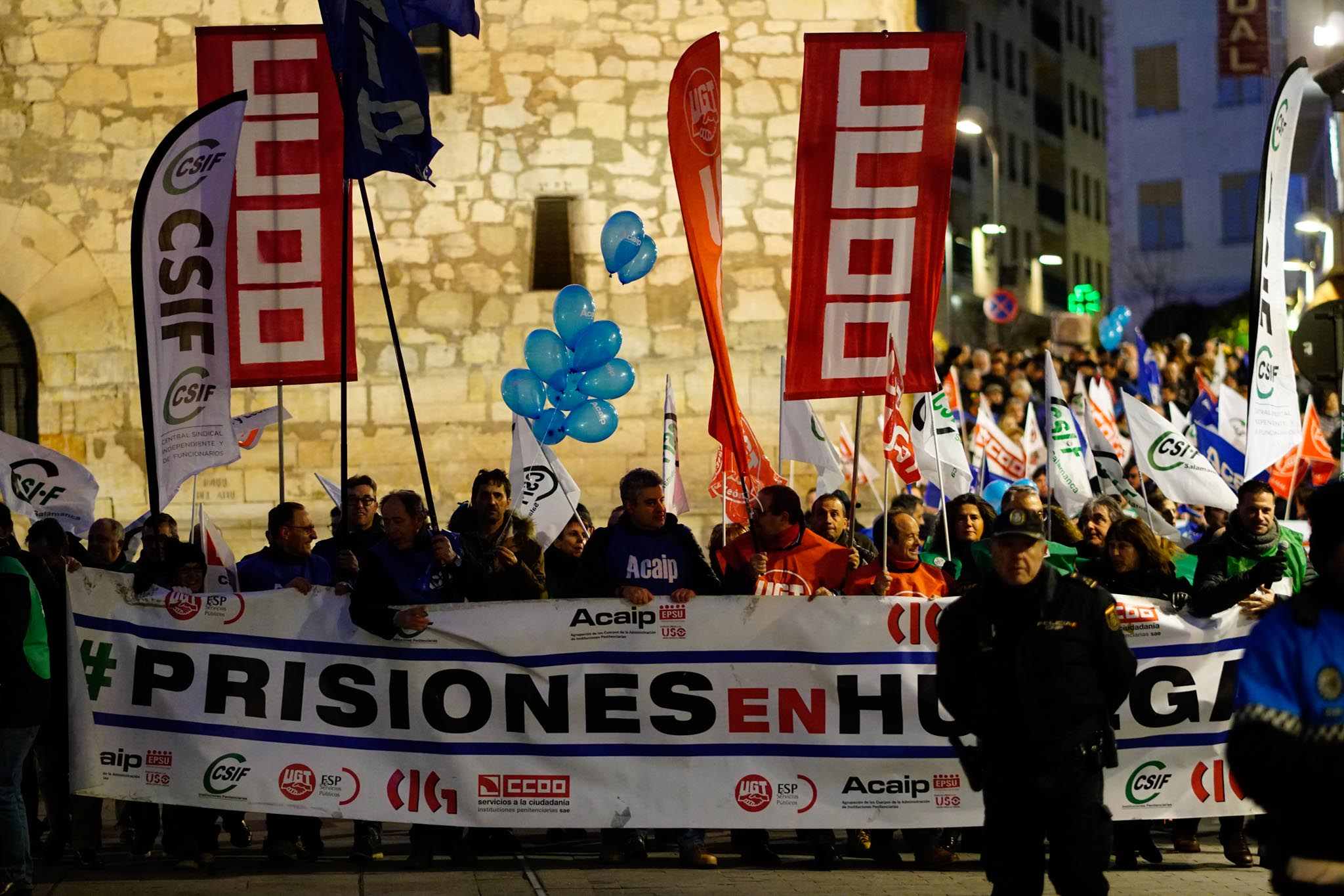 Reclaman «mejoras laborales y más efectivos» y anuncian que seguirán con sus movilizaciones 