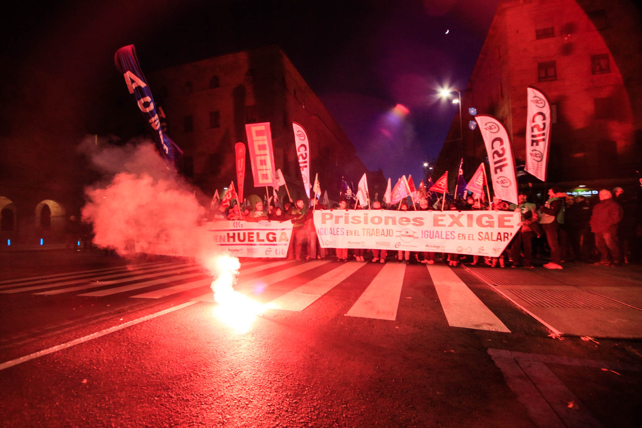 Reclaman «mejoras laborales y más efectivos» y anuncian que seguirán con sus movilizaciones 