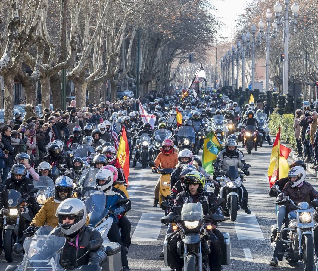 Fotos: Desfile de banderas de Pingüinos 2019