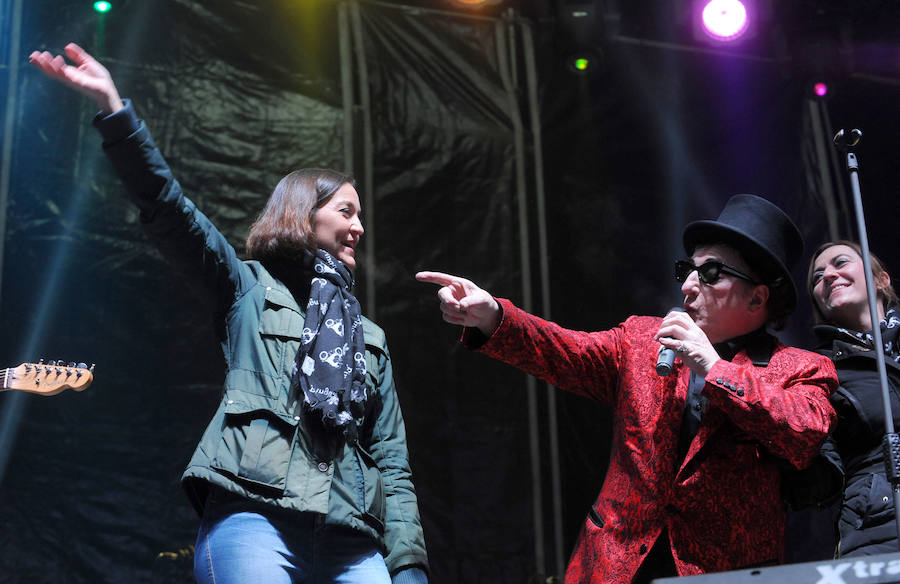 Fotos: Concierto de la Orquesta Mondragón en Pingüinos 2019