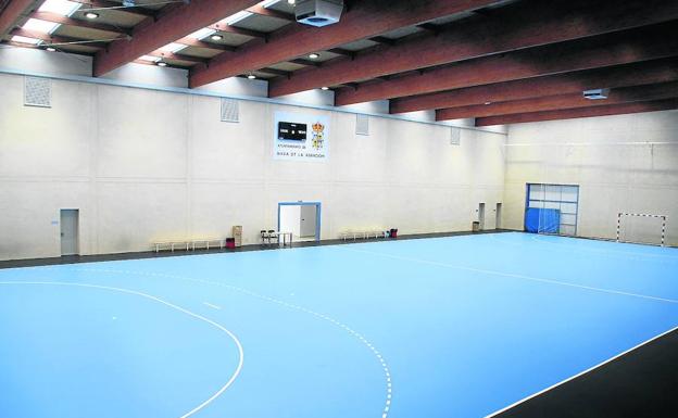 Aspecto del nuevo polideportivo de Nava de la Asunción. 