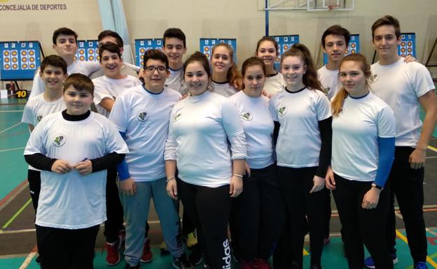 Excelente botín de medallas para La Flecha de Salamanca en el Regional de tiro con arco de León