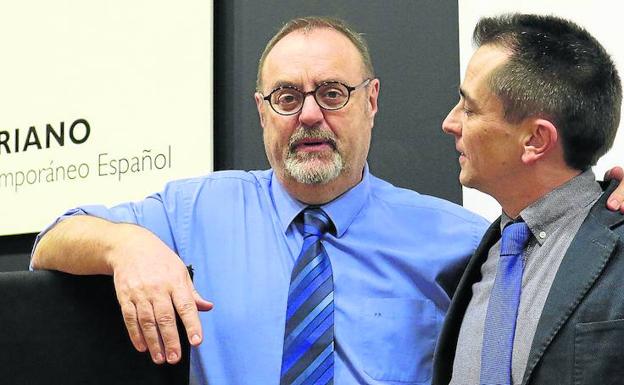 Fernando Rey, ayer, con el jurista Fernando Reviriego, que también intervino en las jornadas.