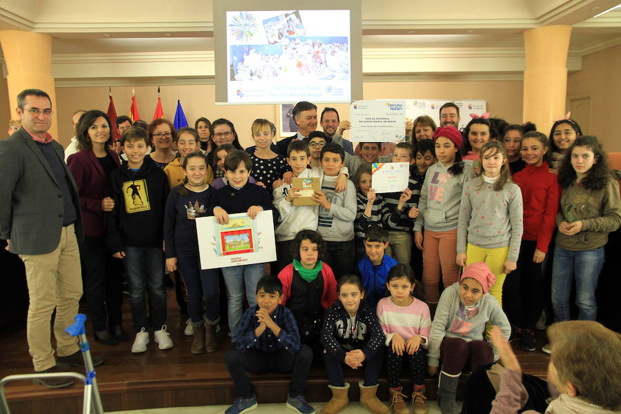 Fotos: Entrega de premios del concurso provincial de belenes.