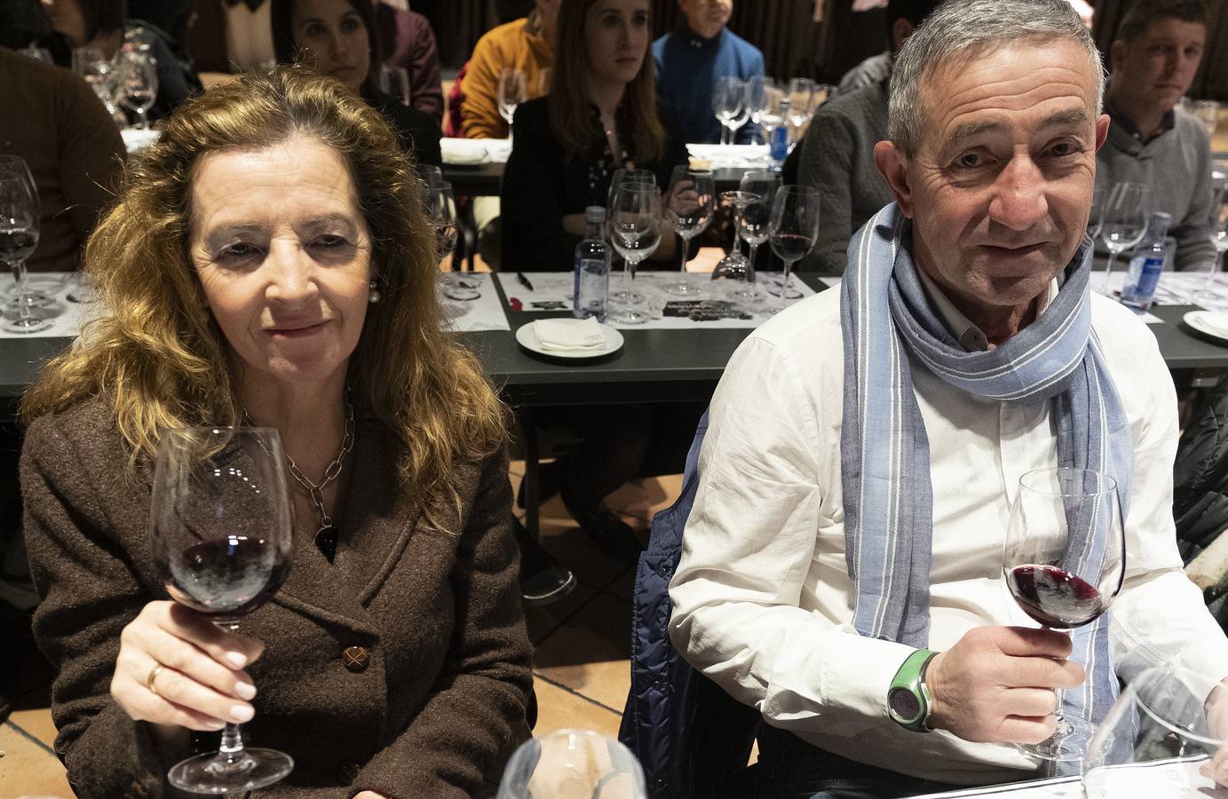 Los asistentes a la cata disfrutaron de Legaris Alcubilla de Avellaneda 2015, un vino que forma parte de la colección Vinos de Pueblo, con el que la bodega apuesta por el valor del origen