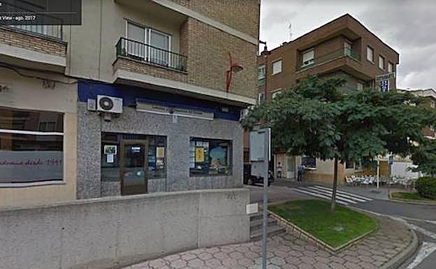 Administración de Lotería en la Carretera de Madrid de Santa Marta. 