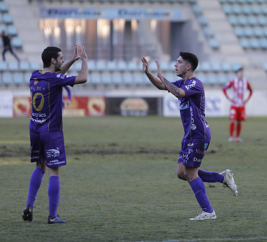 Fotos: Palencia Cristo Atlético 3 - 2 Atlético Bembibre