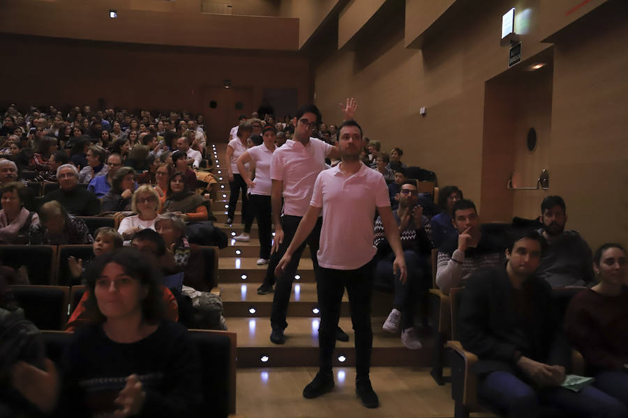 Fotos: Musical de Grease, interpretado por la Fundación Aviva, en Salamanca