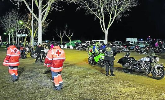 Integrantes del servicio de Cruz Roja en Motauros. 