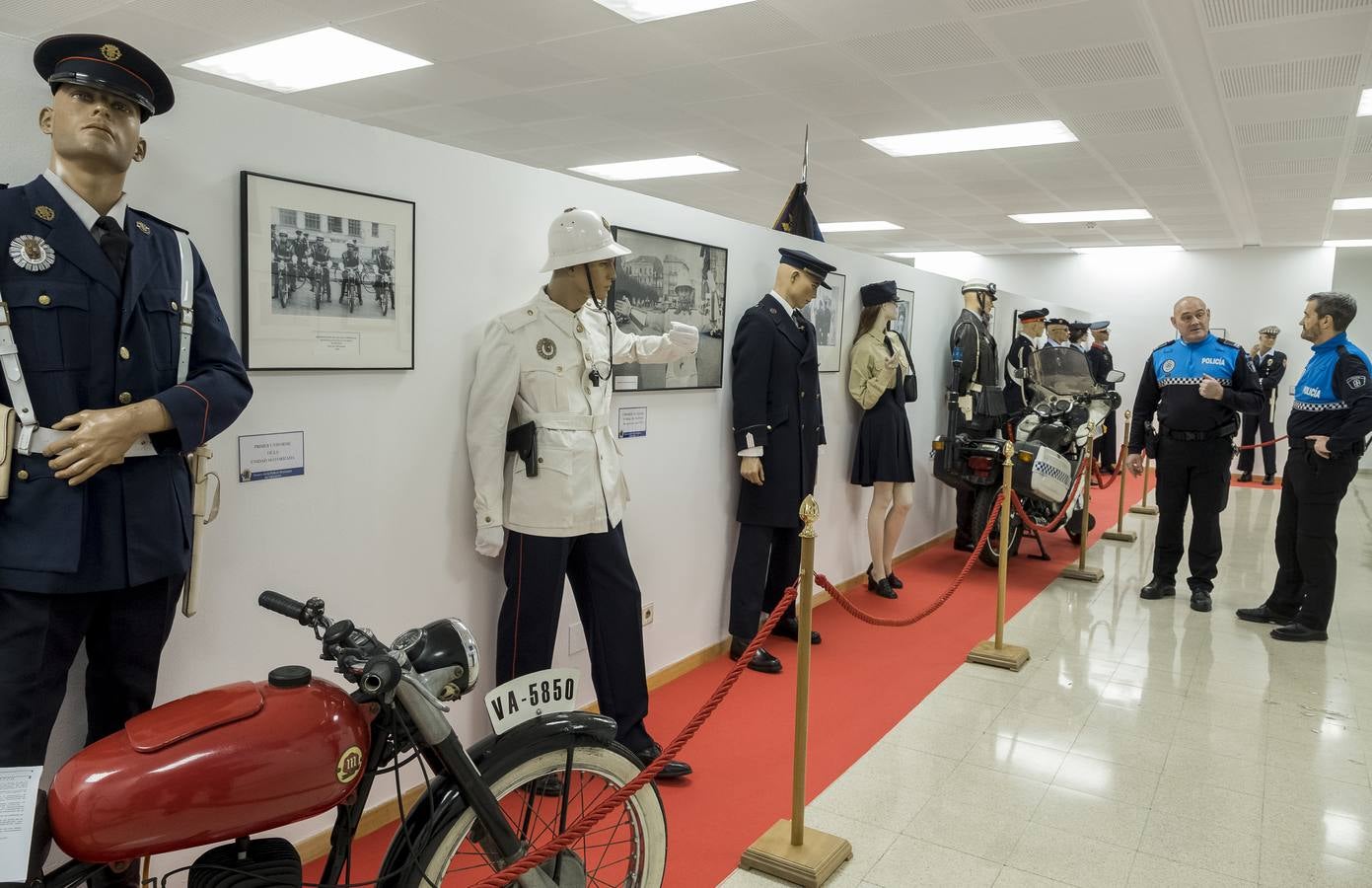 Situado en las instalaciones de la Jefatura Municipal en la calle La Victoria